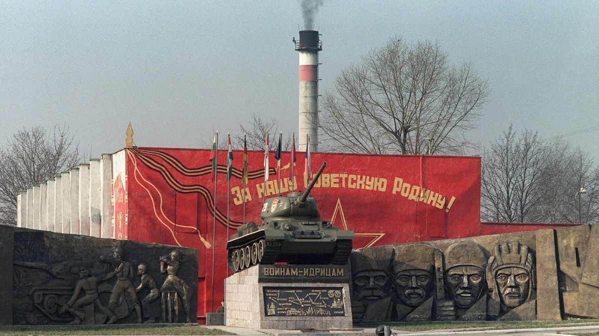 Obrazem: Takhle to vypadalo v Milovicích, než odešli sovětští vojáci